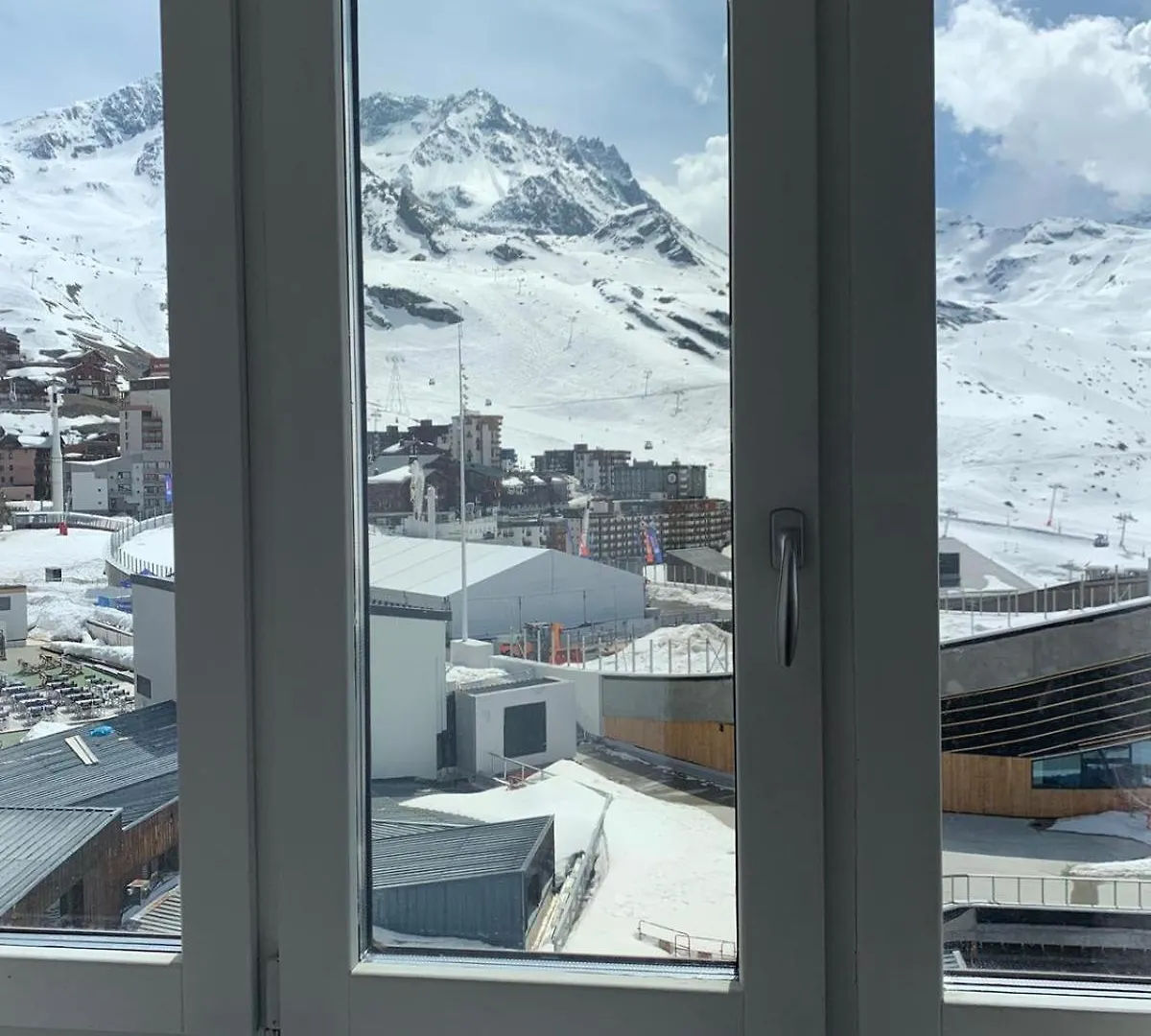 Ski In Ski Out Apartment Val Thorens France