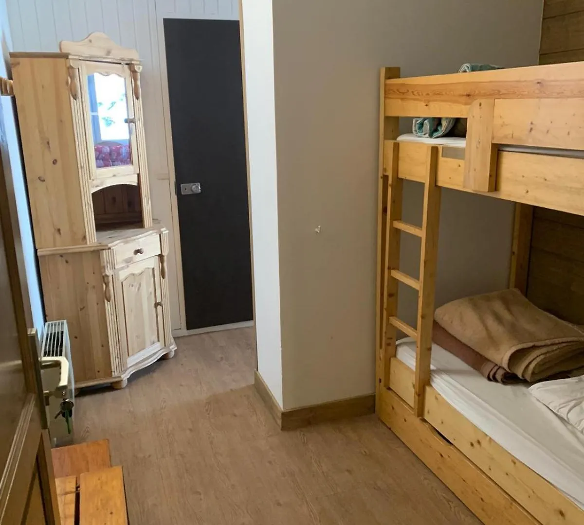 Ski In Ski Out Apartment Val Thorens